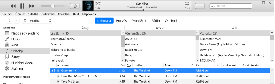 Hlavní okno iTunes: Sloupcový prohlížeč se nachází vpravo od bočního panelu nad seznamem skladeb.