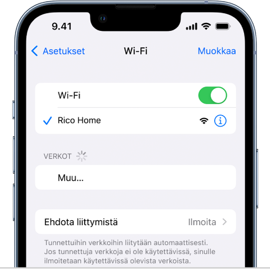 Wi-Fi-valintojen näyttö Asetuksissa. Wi-Fi on laitettu päälle ja verkko on valittuna.