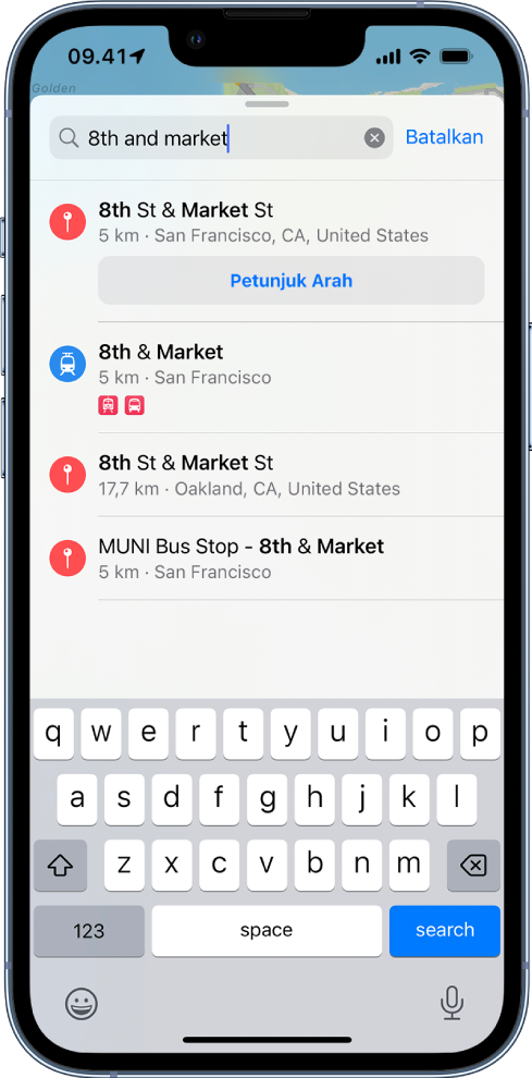 Kartu pencarian menampilkan pencarian untuk frasa “8th and Market” dan beberapa hasil.