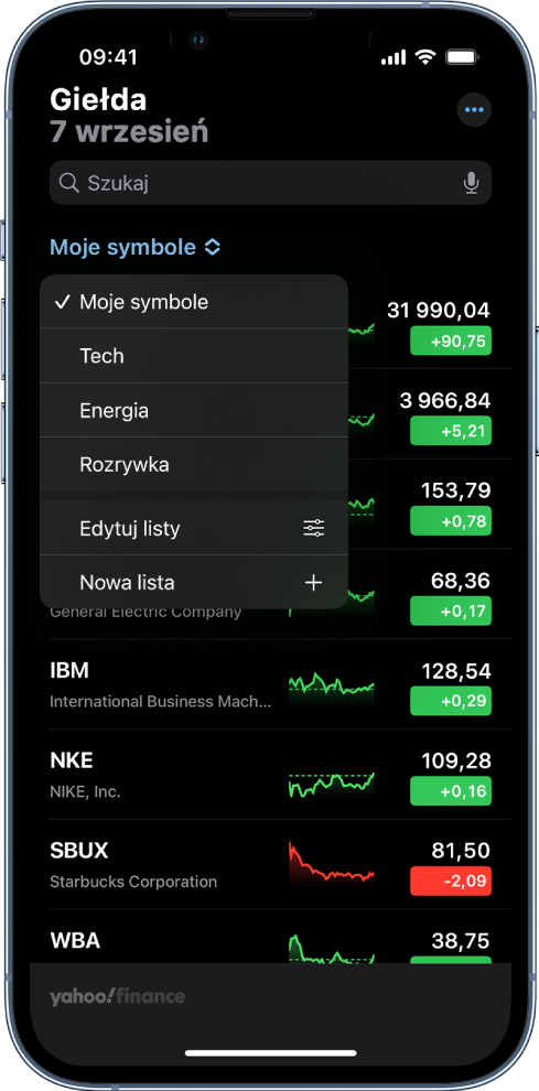 Lista obserwowanych notowań obejmująca różne notowania. Odnośnie każdego notowania na liście wyświetlane są następujące informacje (od lewej do prawej): symbol i nazwa akcji, wykres, kurs oraz zmiana kursu. Na górze ekranu widoczna jest zaznaczona lista Moje symbole oraz następujące listy i opcje: Technologie, Energia, Rozrywka, Zarządzaj listami oraz Nowa lista.