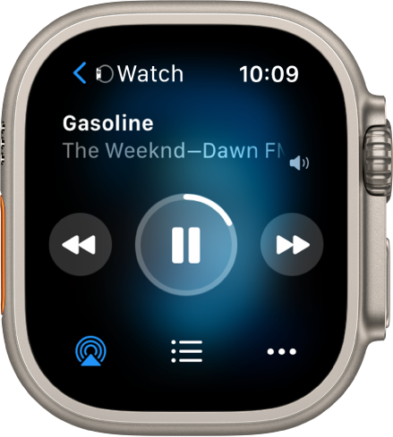 Екранът Now Playing (Сега се изпълнява), показващ Watch (Часовник) горе вляво, с една стрелка, сочеща наляво, която ви отвежда в екрана на устройството. Отдолу се появяват заглавието на песен и името на изпълнител. В средата са бутоните за управление. Бутоните за AirPlay, списък с песни и More (Повече) са в долния край.