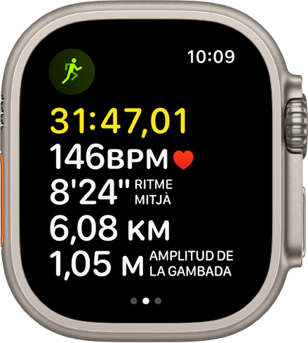 Estadístiques durant un entrenament de córrer, amb l’amplitud de gambada a la part inferior de la pantalla.