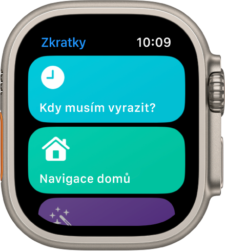 Aplikace Zkratky na Apple Watch se dvěma zobrazenými zkratkami – Kdy musím vyrazit? a Navigace domů.