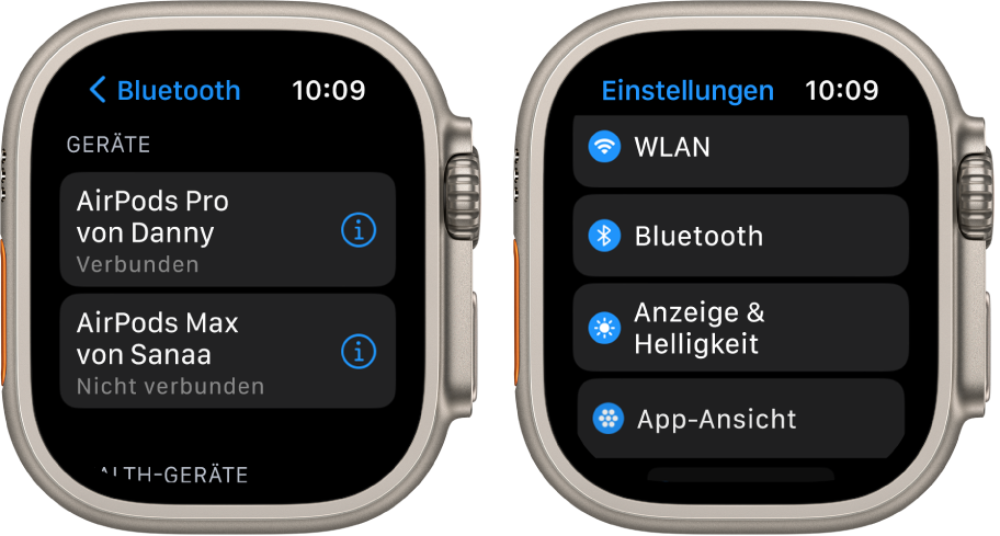 Zwei Displays nebeneinander. Links sind zwei verfügbare Bluetooth-Geräte zu sehen: AirPods Pro, die verbunden sind, und AirPods Max, die nicht verbunden sind. Rechts sind die Einstellungen zu sehen mit einer Liste, die die Tasten „WLAN“, „Bluetooth“, „Anzeige & Helligkeit“ und „App-Ansicht“ enthält.