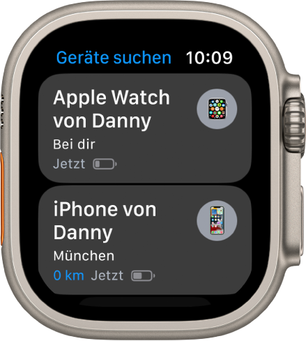 Die App „Geräte suchen“ mit zwei Einträgen – mit einem für die Apple Watch und einem für das iPhone.