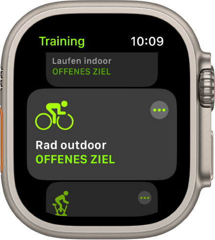 Die App „Training“ mit hervorgehobenem Training „Rad outdoor“. Die Taste „Mehr“ befindet sich oben rechts in der Trainingskachel. Darüber ist ein Teil des Indoor-Lauftrainings zu sehen. Darüber ist ein Teil des Indoor-Radfahrtrainings zu sehen.