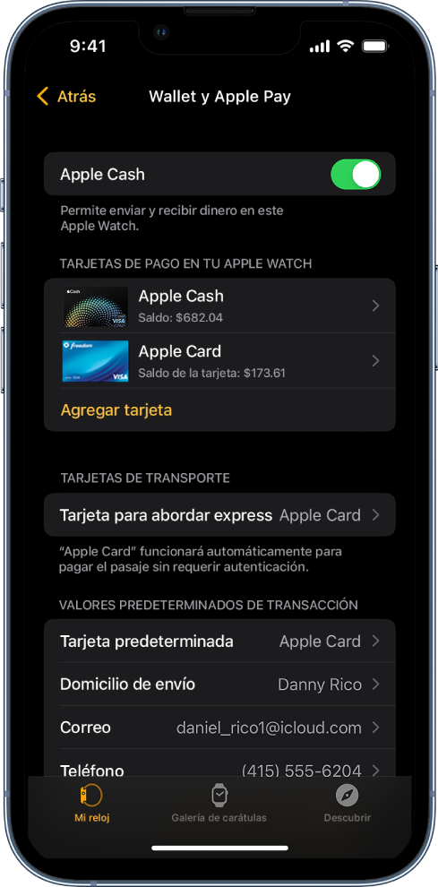 Pantalla de Wallet y Apple Pay de la app Apple Watch en el iPhone. La pantalla muestra las tarjetas agregadas al Apple Watch, la tarjeta elegida para Abordar express y la configuración predeterminada para las transacciones.