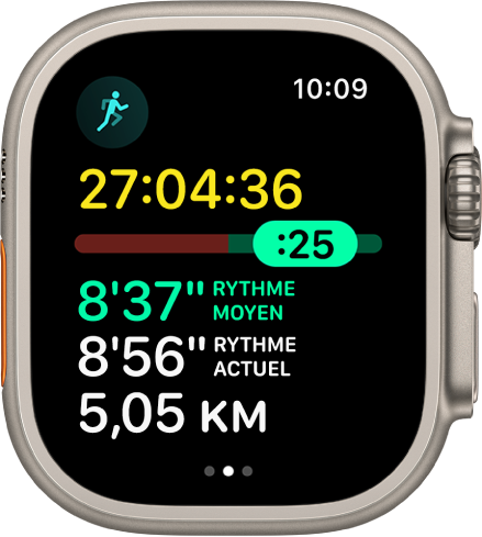L’app Exercice sur l’Apple Watch montrant l’analyse de rythme dans un entraînement Course. En haut, on retrouve la durée de la course. En dessous, on retrouve un curseur indiquant dans quelle mesure vous êtes en avance ou en retard sur votre rythme. Le rythme moyen, le rythme actuel et la distance se trouvent dessous.