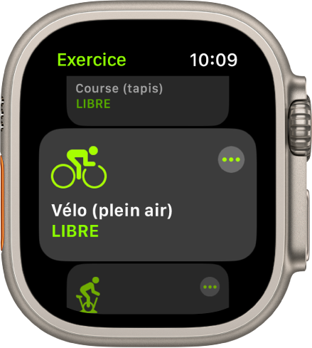 L’écran Exercice avec l’exercice « Vélo (plein air) » mis en évidence. Un bouton Plus se trouve en haut à droite de la vignette d’exercice. Une partie de l’exercice « Course (tapis) » se trouve au-dessus. Une partie de l’exercice « Vélo d’intérieur » se trouve en dessous.