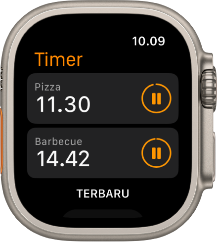 Dua timer di app Timer. Timer bernama “Pizza” berada di dekat bagian atas. Di bawahnya terdapat timer bernama “Barbecue”. Setiap timer menampilkan waktu tersisa di bawah nama timer dan tombol jeda di sebelah kanan. Tombol Terbaru terdapat di bagian bawah layar.