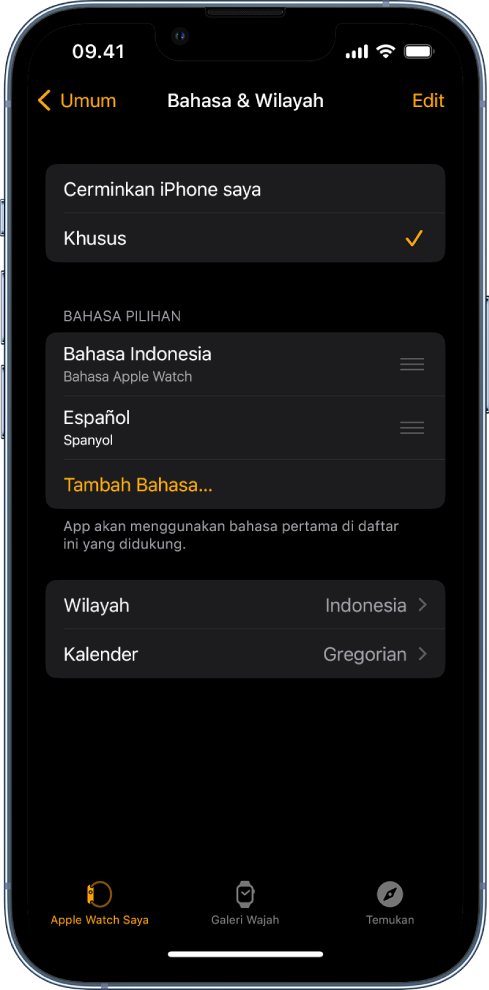 Layar Bahasa & Wilayah di app Apple Watch, dengan bahasa Indonesia dan bahasa Inggris muncul di bawah Bahasa Pilihan.