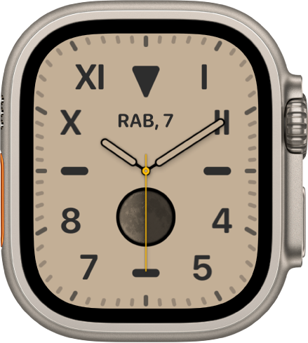 Wajah jam California, menampilkan gabungan angka Romawi dan Arab. Wajah jam menampilkan tanggal dan komplikasi Fase Bulan.