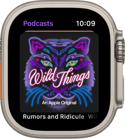 A aplicação Podcasts no Apple Watch, com o grafismo do podcast. Toque no grafismo para reproduzir o episódio.