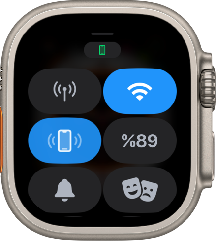 Altı düğme (Hücresel, Wi-Fi, iPhone’a Ping At, Pil, Sessiz Mod ve Sinema Modu) gösteren Denetim Merkezi. Wi-Fi ve iPhone’a Ping At düğmeleri vurgulanıyor.