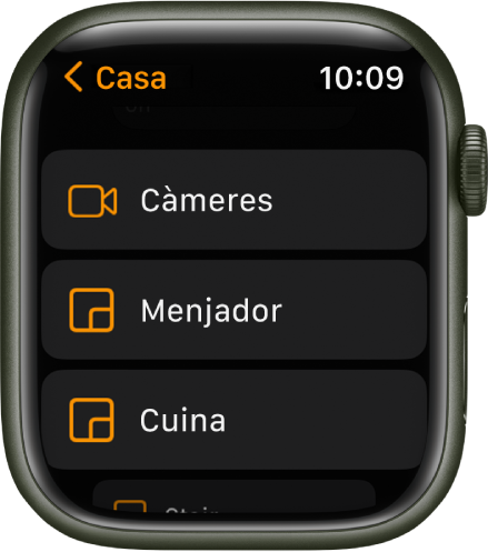 L’app Casa mostra una llista d’habitacions que inclou càmeres i dues habitacions.