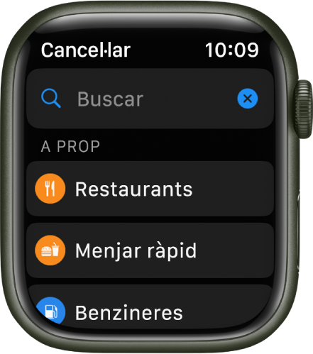 La pantalla de cerca de l’app Mapes mostra el camp de cerca al capdamunt. A sota de l’opció “A prop” hi ha els botons “Vacunes COVID-19”, Restaurants i “Menjar ràpid”.