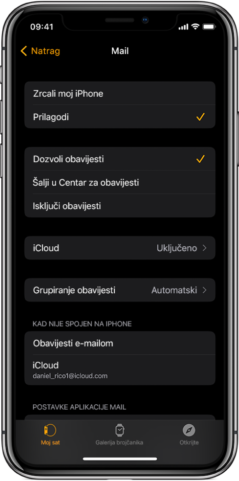 Postavke Maila u aplikaciji Apple Watch s prikazom postavki za obavijesti i e-mail račune.