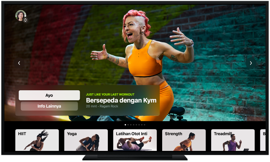 TV menampilkan layar Apple Fitness+, meliputi jenis olahraga dan olahraga bersepeda yang direkomendasikan.
