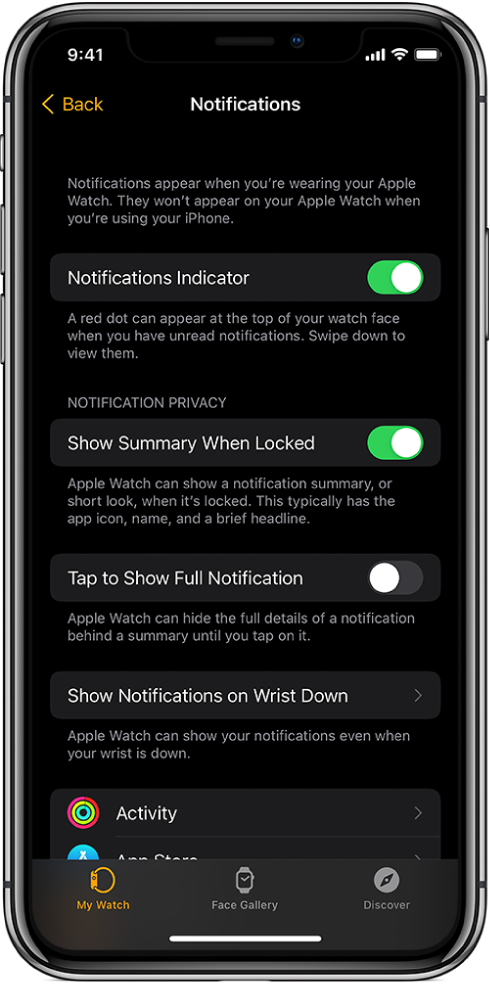 „iPhone“ programos „Apple Watch“ ekranas „Notifications“, kuriame rodomi pranešimų šaltiniai.