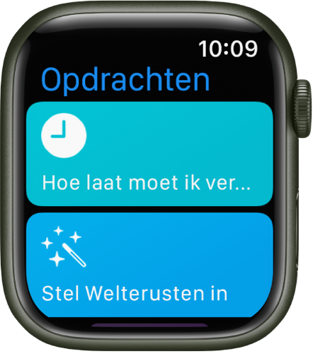 De Opdrachten-app op de Apple Watch met twee opdrachten: 'Hoe laat moet ik vertrekken?' en 'Configureer bedtijd'.
