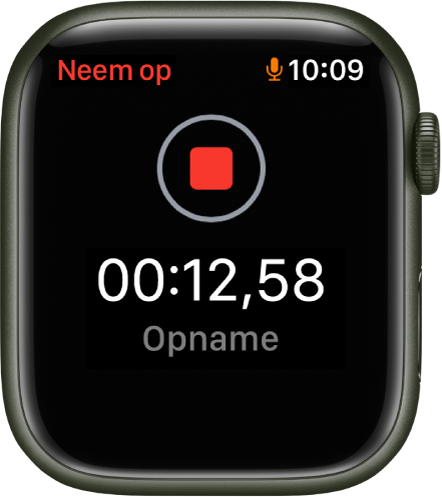 De Dictafoon-app die bezig is met het opnemen van een memo. Bovenin staat de rode stopknop. Daaronder staat de verstreken tijd van de opname, met daaronder het woord 'Opname'.