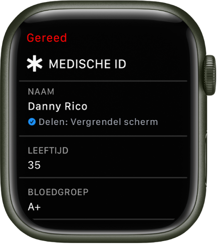 Het scherm met een medische ID op de Apple Watch, met daarop de naam, leeftijd en bloedgroep van de gebruiker. Onder de naam staat een vinkje, om aan te geven dat de medische ID wordt gedeeld op het toegangsscherm. Linksbovenin bevindt zich de knop 'Gereed'.