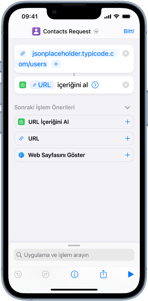 API uç noktasını işaret eden bir URL işlemi ile onun ardından gelen URL İçeriğini Al işlemini içeren bir API isteği.