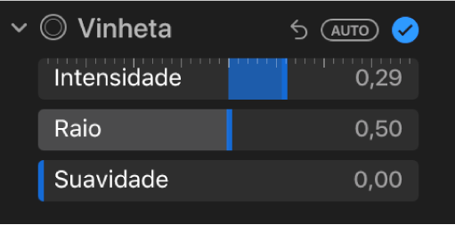 Os controles de Vinheta no painel Ajustar, mostrando os controles deslizantes de Intensidade, Raio e Suavidade.