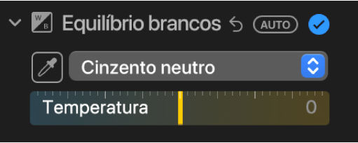 Os controlos do equilíbrio de brancos no painel Ajustar.