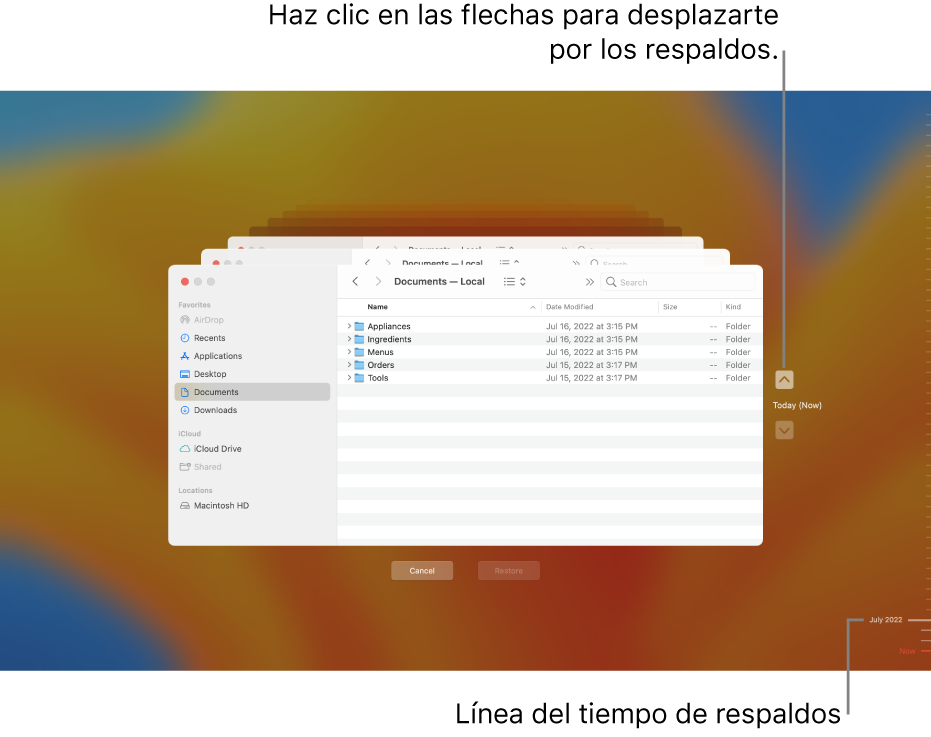 La ventana de Time Machine con varias pantallas del Finder apiladas que representan respaldos, con flechas para la navegación. Las flechas y la línea del tiempo del respaldo a la derecha te ayudan a navegar por los respaldos, de forma que puedas elegir cuáles archivos restaurar.