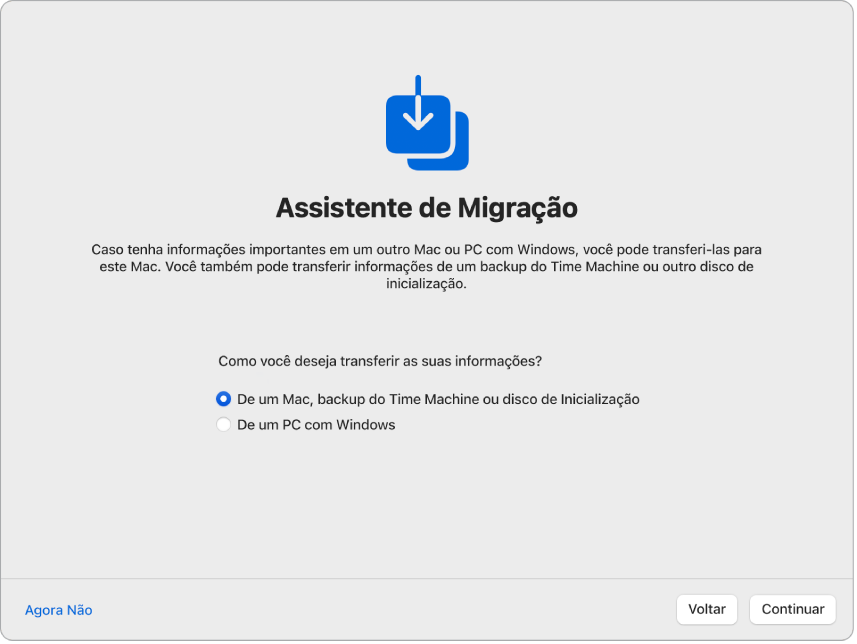 Tela do Assistente de Configuração dizendo “Assistente de Migração”. Uma caixa de seleção para transferir informações de um Mac está marcada.