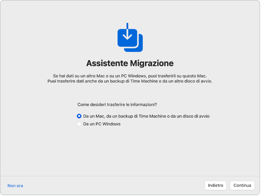 Una schermata di Impostazione Assistita che mostra Assistente Migrazione. È selezionato un riquadro per trasferire informazioni da un Mac.