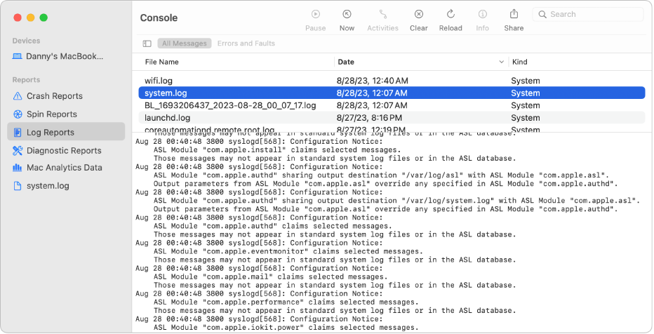Fenêtre de Console présentant le rapport wifi.log sélectionné et des détails en dessous.