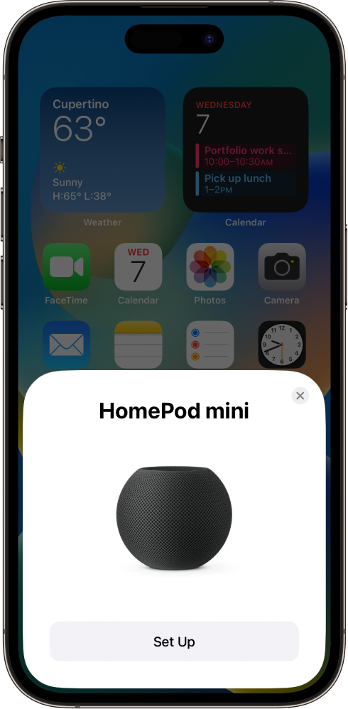 The setup screen appears when you hold your iOS or iPadOS device near HomePod.