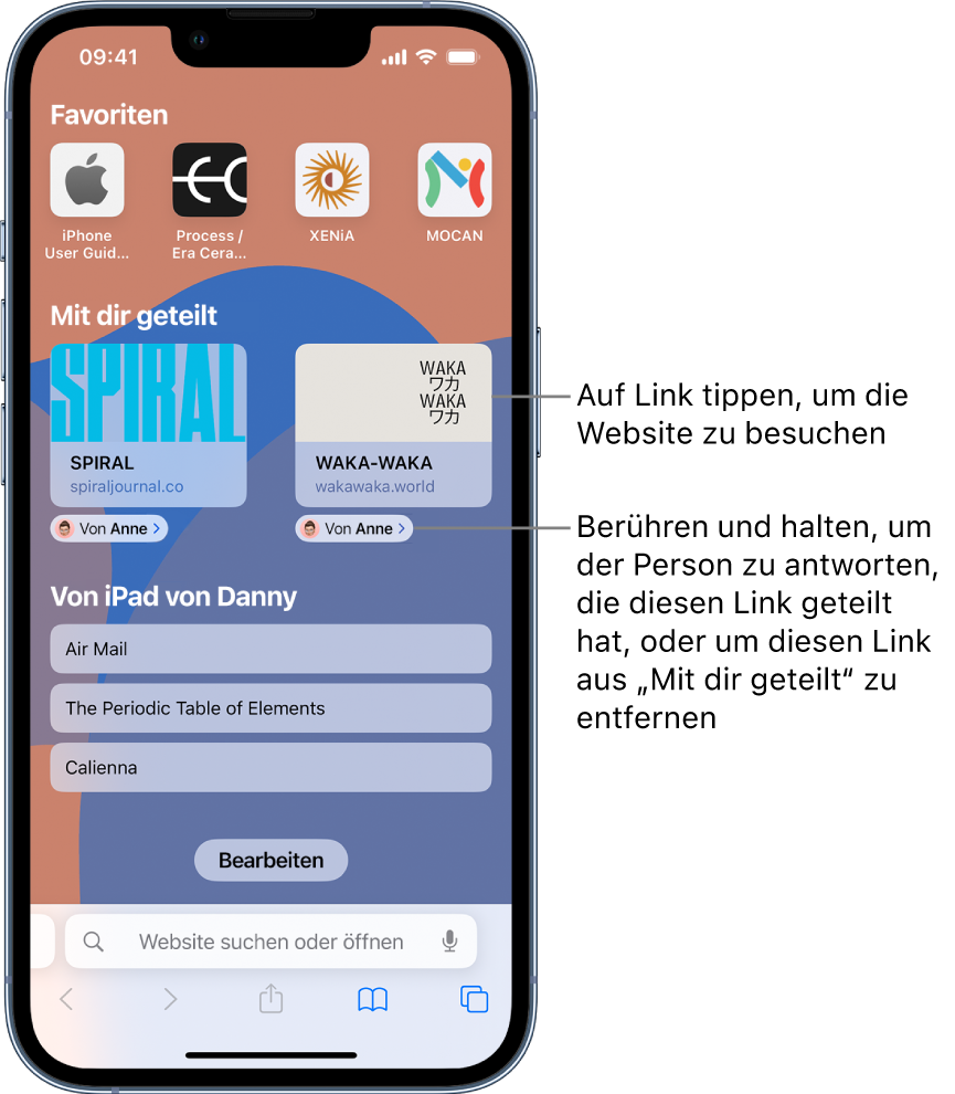 Die Startseite in der App „Safari“ mit dem Bereich „Mit dir geteilt“, der Vorschaubilder für zwei Webseiten enthält. Unter den Vorschaubildern befindet sich die Beschriftung „Von Ashley“. Tippe auf ein Vorschaubild, um die Webseite zu öffnen oder tippe auf die Beschriftung, um Ashley zu antworten oder den Link aus „Mit dir geteilt“ zu entfernen.