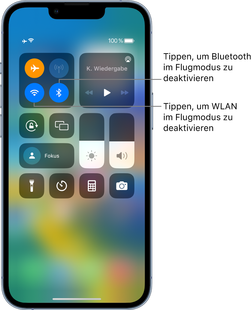 Kontrollzentrum mit aktiviertem Flugmodus. In der Gruppe mit Steuerelementen oben links befinden sich die Taste „WLAN“ (unten links) und „Bluetooth“ (unten rechts).