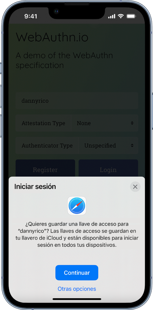 La mitad inferior de la pantalla del iPhone ofreciendo la opción de usar una llave de acceso para iniciar sesión en un sitio web. Se muestra el botón Continuar para guardar la llave, y un botón llamado Otras opciones.
