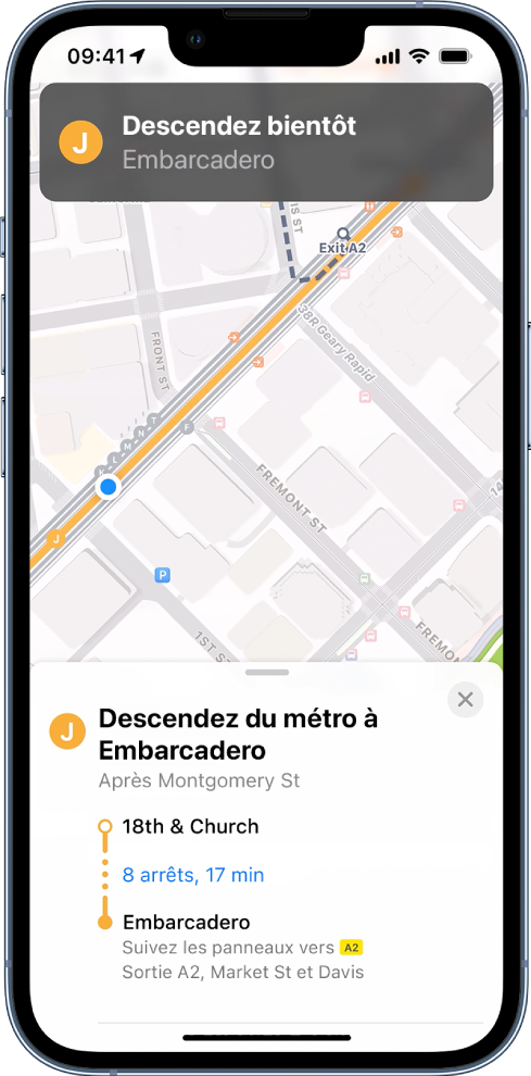 Un plan affichant un itinéraire en transports en commun et une notification indiquant de quitter bientôt le transport.