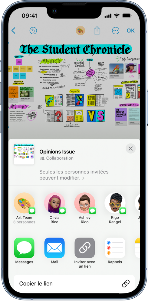 Un iPhone avec l’app Freeform et ses options de collaboration ouvertes.