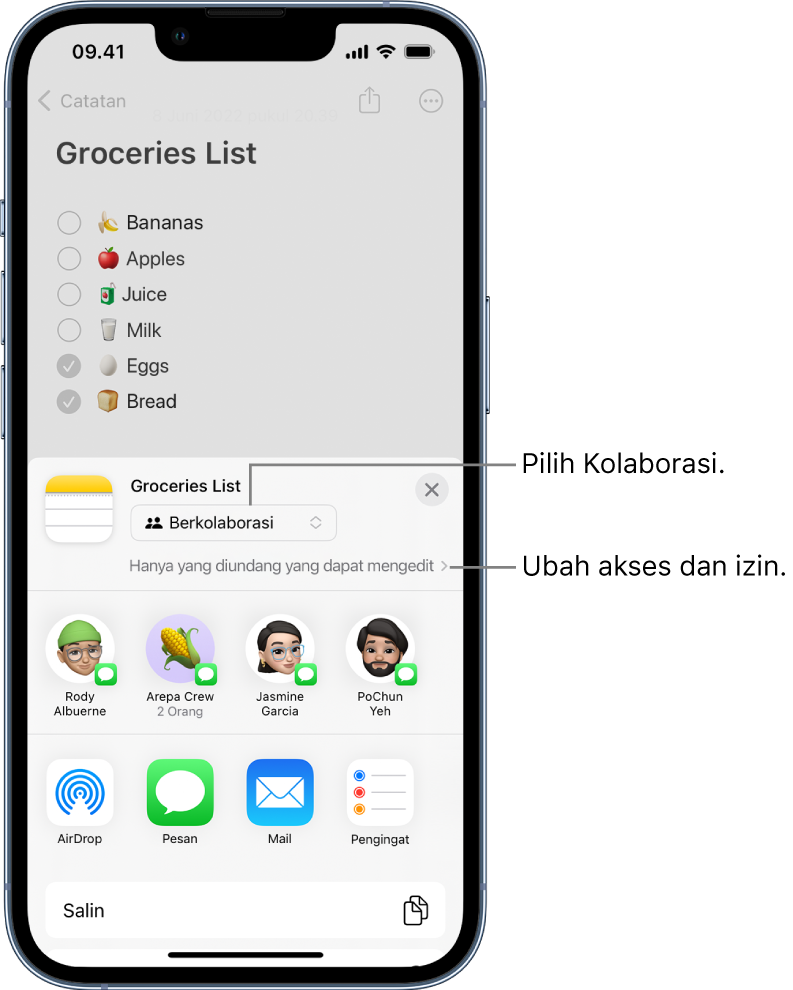 Daftar belanjaan di Catatan dengan undangan kolaborasi, menampilkan Kolaborasi untuk pilihan berbagi dan “Hanya yang diundang yang dapat mengedit” sebagai akses dan pengaturan izin. Empat kemungkinan penerima, termasuk satu grup yang terdiri dari dua orang, membuat baris di bawahnya. Baris bawah menawarkan cara berbeda untuk membagikan catatan: AirDrop, Pesan, Mail, dan Pengingat.