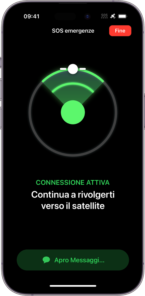 Una schermata di “SOS emergenze” che mostra un'illustrazione che dà indicazioni all'utente per puntare iPhone verso un satellite. Sotto è presente una notifica “Apro Messaggi”.