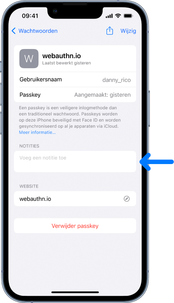 Een scherm in iCloud-sleutelhanger, met informatie over de passkey en een plek om notities toe te voegen en te bekijken.