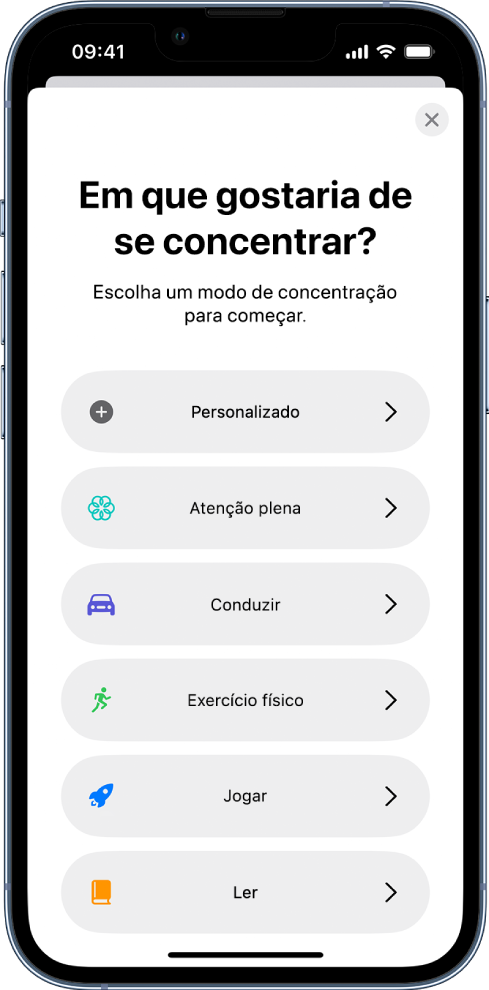 Um ecrã do modo de concentração para uma das opções de modos de concentração adicionais, incluindo Personalizado, Conduzir, Exercício físico, Jogar, Atenção plena e Ler.