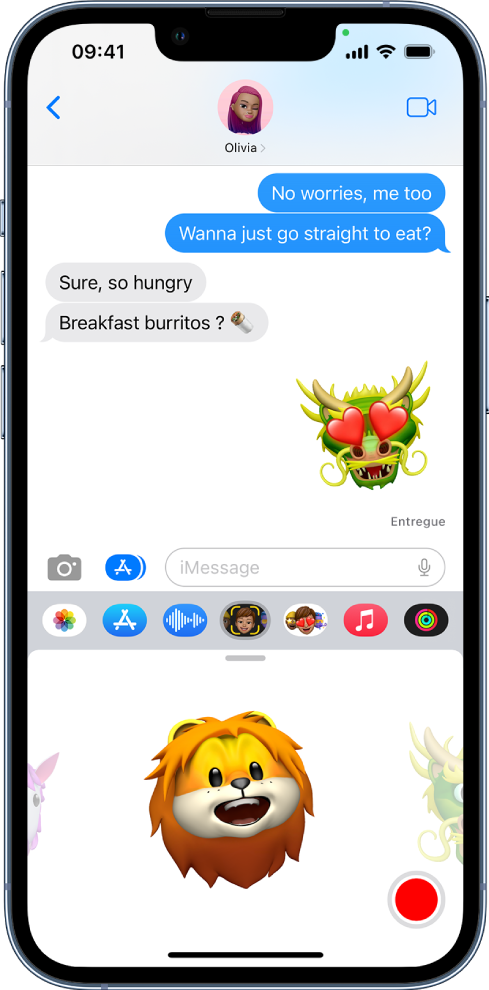 Um conversa na aplicação Mensagens, com um Memoji selecionado e pronto para ser gravado antes de ser enviado.