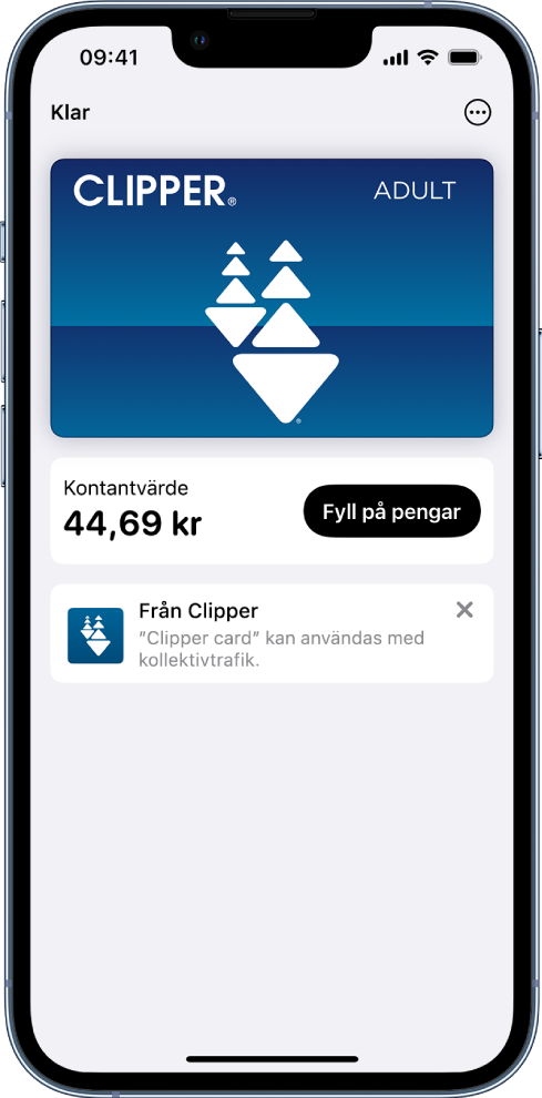 Ett resekort i appen Plånbok. Kortsaldot visas i mitten bredvid knappen Fyll på pengar.