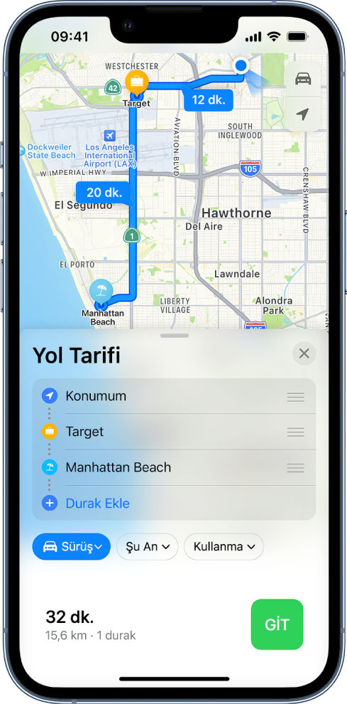 Harita uygulaması, güzergâhtaki birden fazla durakla birlikte sürüş yol tariflerini gösteriyor.