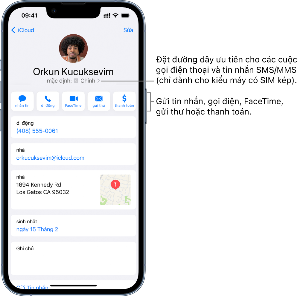 Màn hình thông tin cho một liên hệ. Ở trên cùng là ảnh và tên của liên hệ. Bên dưới là các nút để gửi tin nhắn, thực hiện cuộc gọi điện thoại, thực hiện cuộc gọi FaceTime, gửi email và gửi tiền bằng Apple Pay. Bên dưới các nút là thông tin liên hệ.