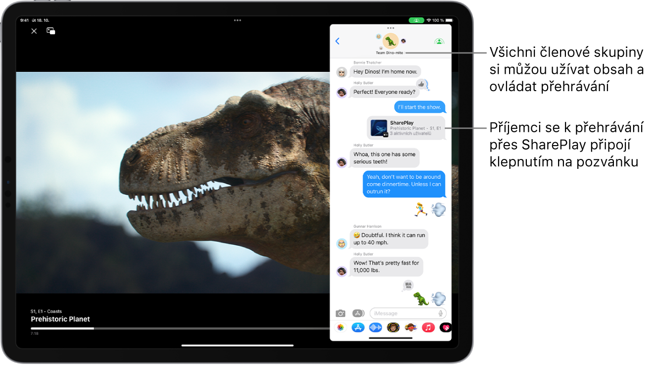 Na displeji iPadu se přehrává video. Nad videem se zobrazuje skupinová konverzace z aplikace Zprávy a v ní pozvánka ke společnému sledování přes SharePlay, jejímž prostřednictvím si toto video můžou pustit všichni členové skupiny a také ho ovládat.