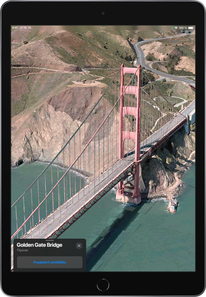 Mapa s mostem Golden Gate Bridge. Vlevo na obrazovce na informační kartě pro Golden Gate Bridge je dole pod tlačítkem Trasa vidět tlačítko Flyover.