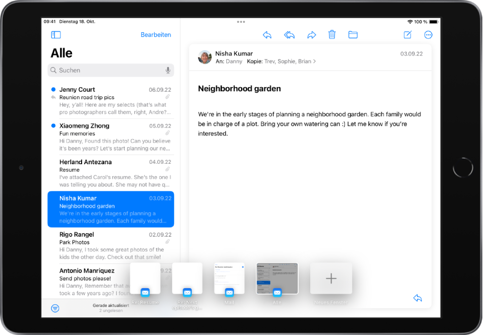 Das Fenster der App „Mail“ zeigt E-Mails für alle Posteingänge links und fünf Miniaturen unten, die am Bildschirm entlang angezeigt werden.